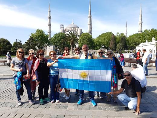 Guests from Argentina at the Blue Mosque