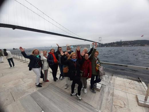 A wave from the Bosphorus shore